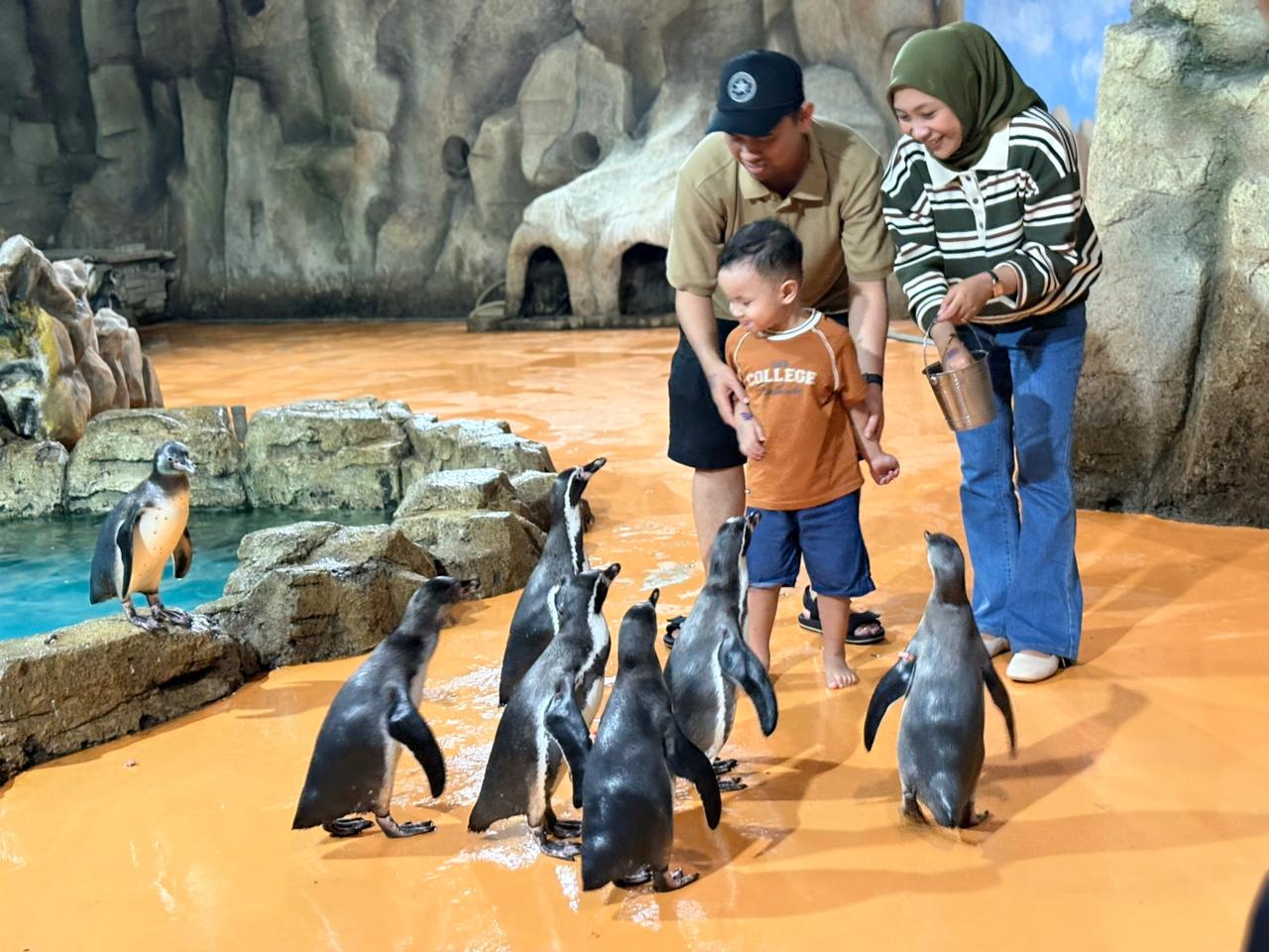 Festival Raya Kemenangan - Keseruan di Samudra & Jakarta Bird Land